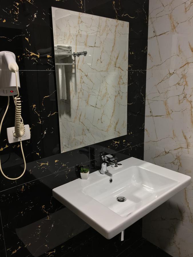 Soleo Hotel Tirana Eksteriør billede