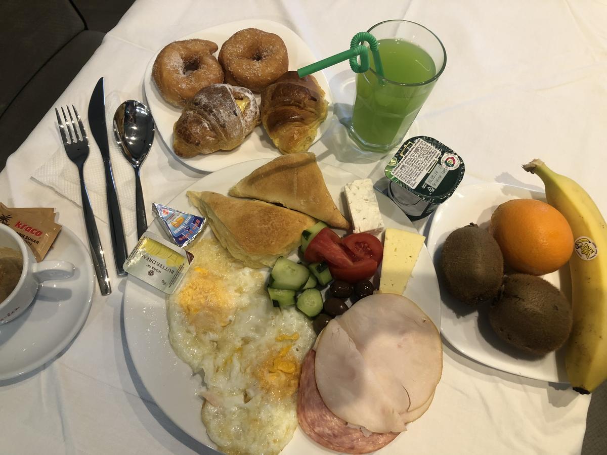 Soleo Hotel Tirana Eksteriør billede
